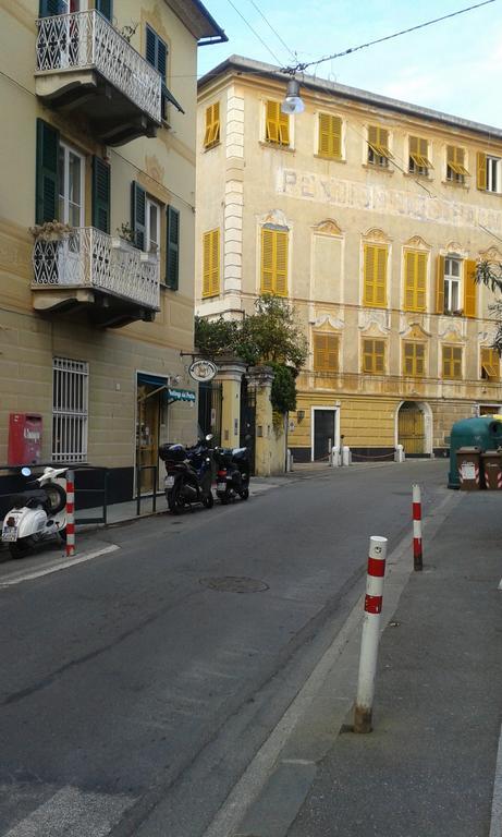 Casa Tra Il Verde E Il Blu Genua Exterior foto